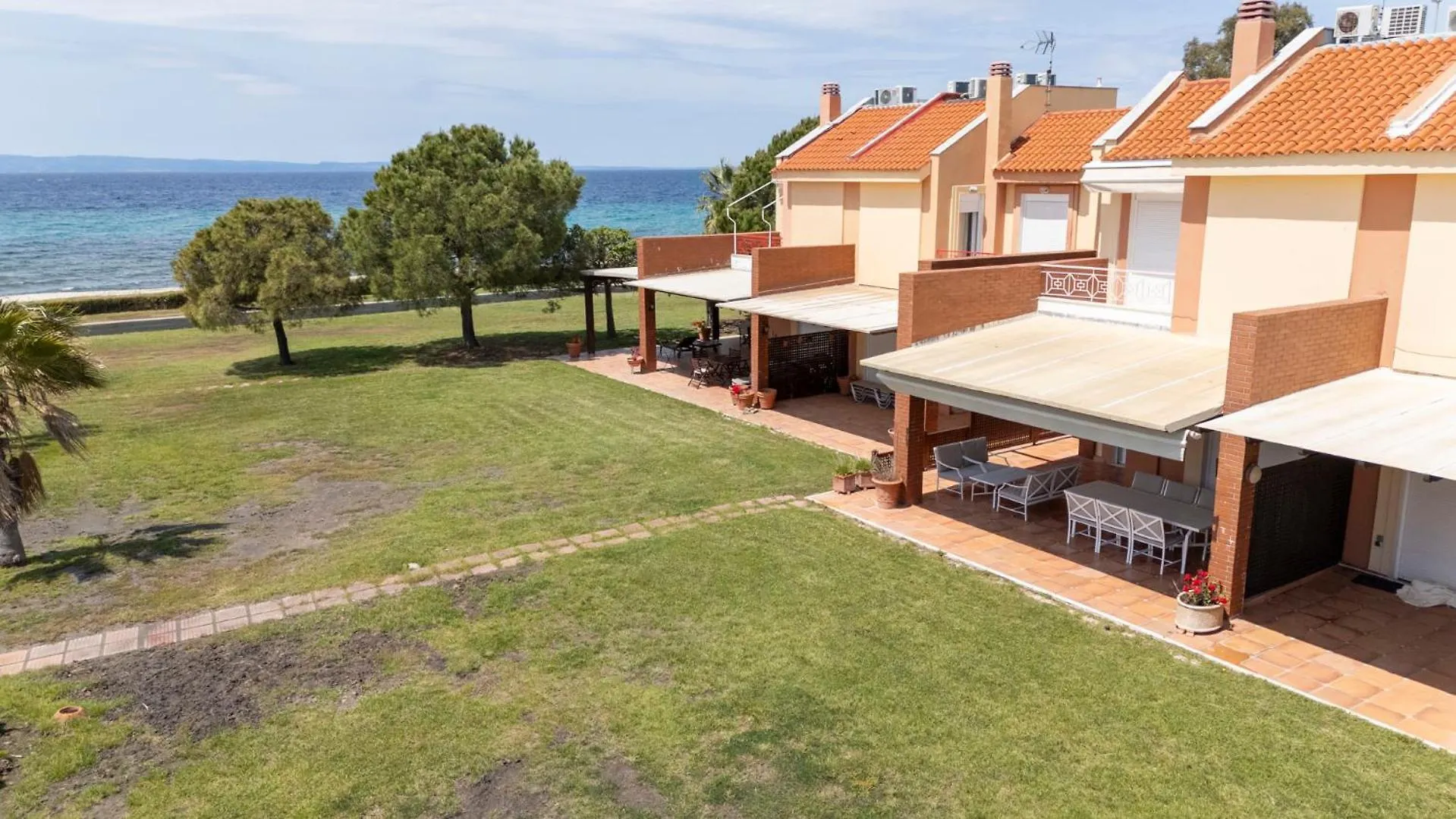 Aeon Beach Villa, Tripotamos By Halkidiki Villas Metokhion Konstamonitou