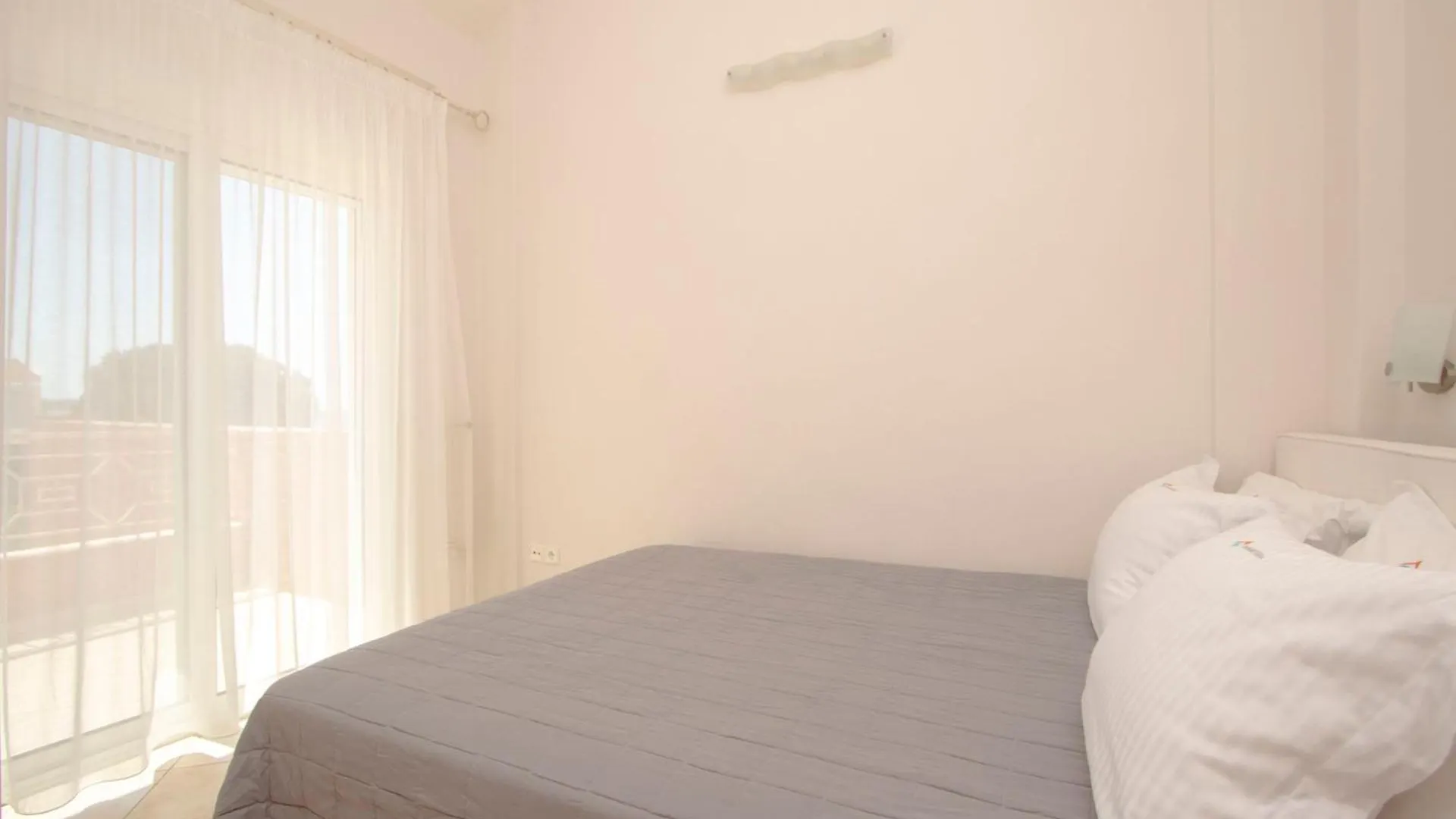 Aeon Beach Villa, Tripotamos By Halkidiki Villas Metokhion Konstamonitou